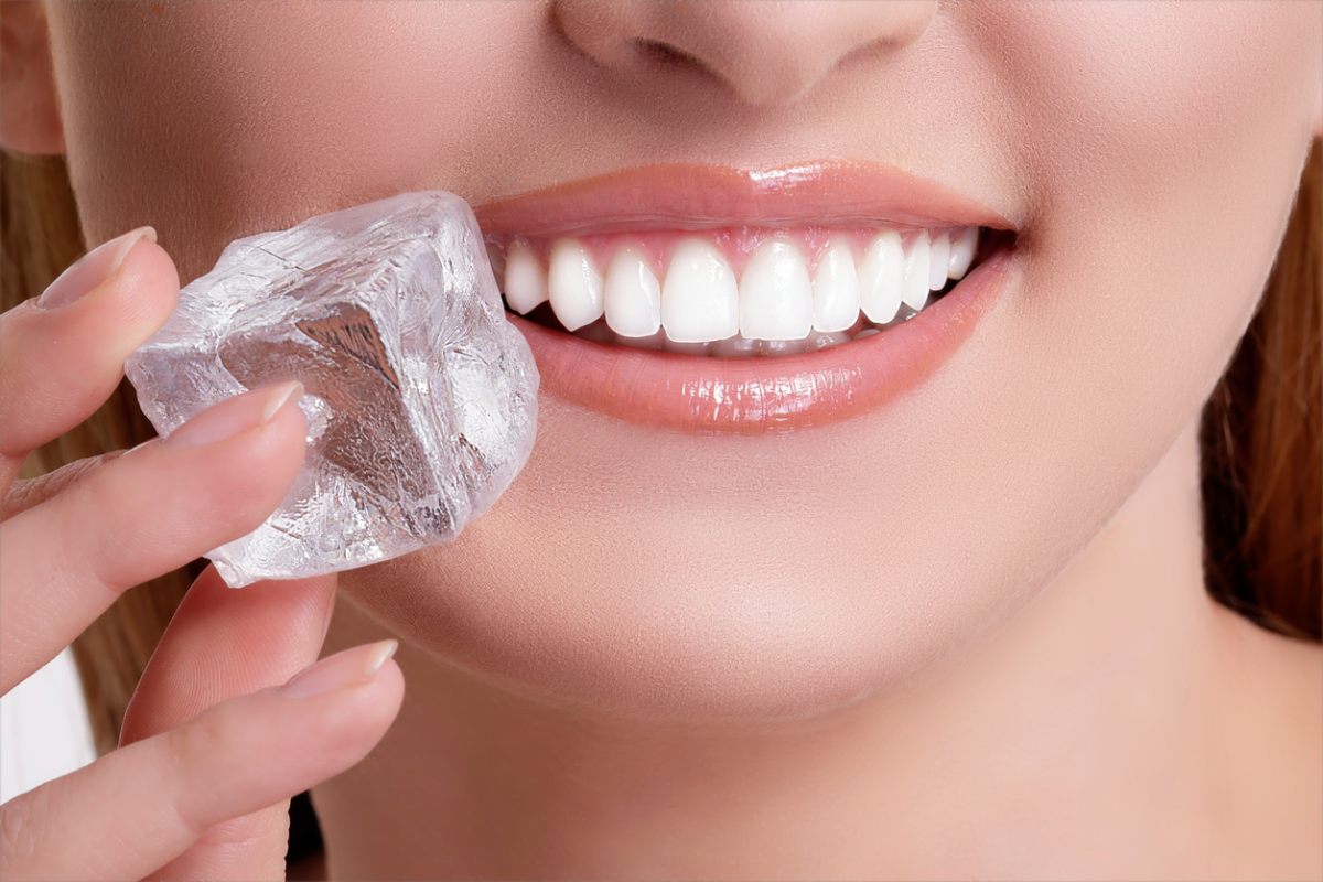 concept of ice and foods to avoid with veneers